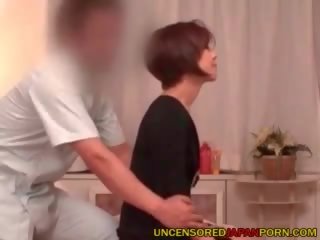 無検閲の 日本語 ポルノの マッサージ 部屋 セックス ととも​​に ホット 熟女